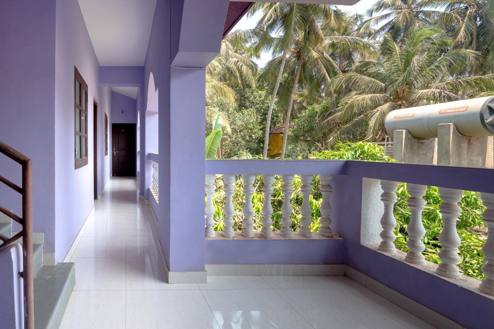 Spot On Ps Guest House Calangute Bagian luar foto