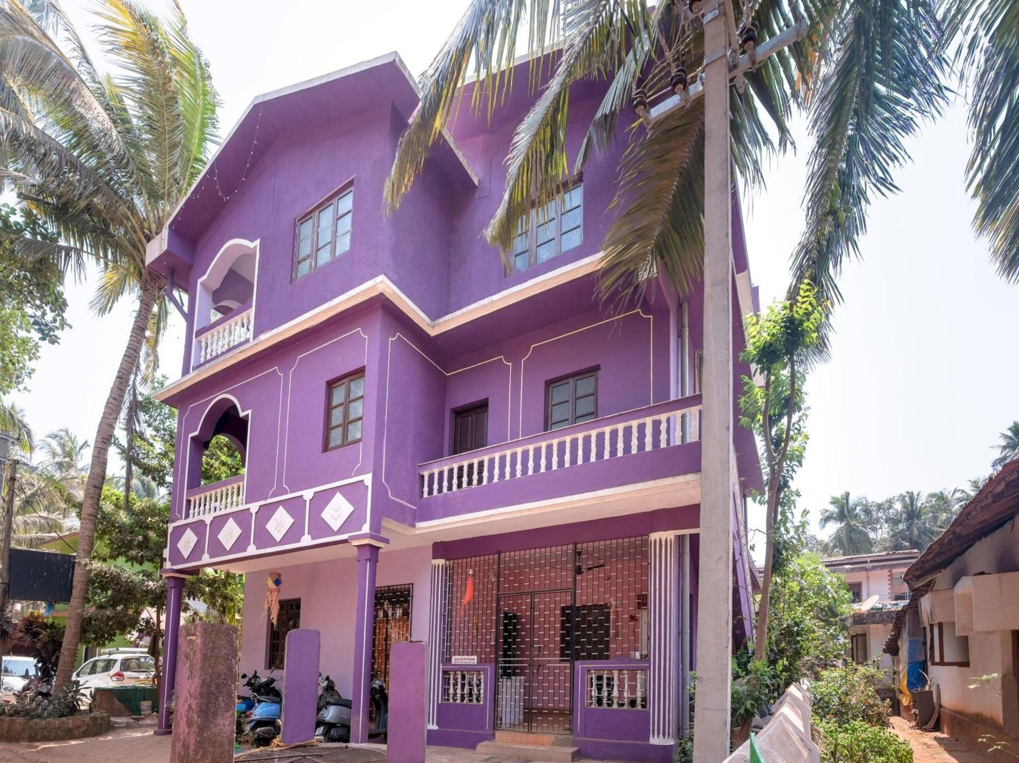 Spot On Ps Guest House Calangute Bagian luar foto